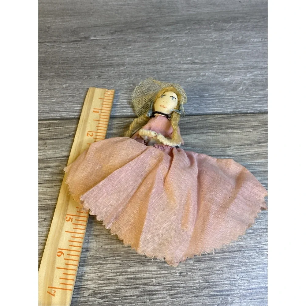 Vintage Clothespin Doll 5